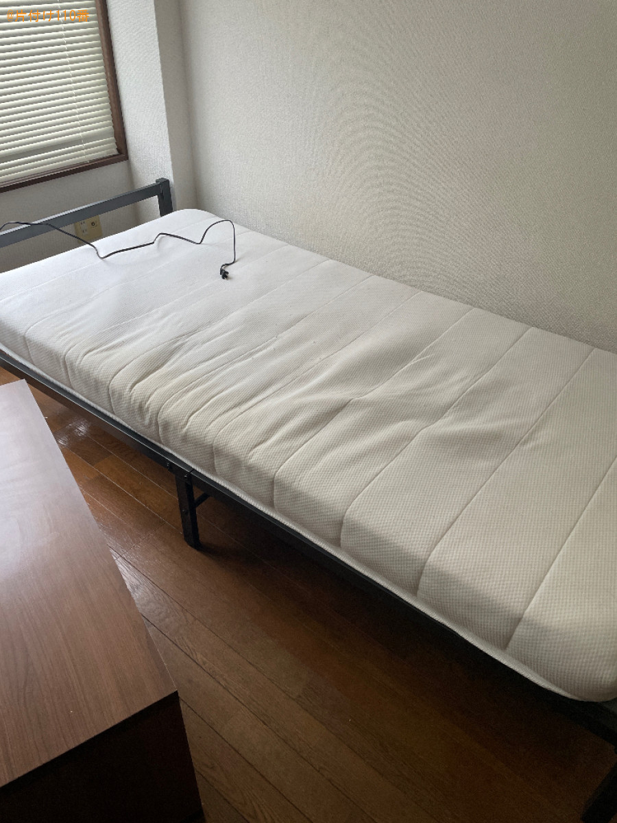 マットレス付きシングルベッド、冷蔵庫、洗濯機、PCモニタ等の回収