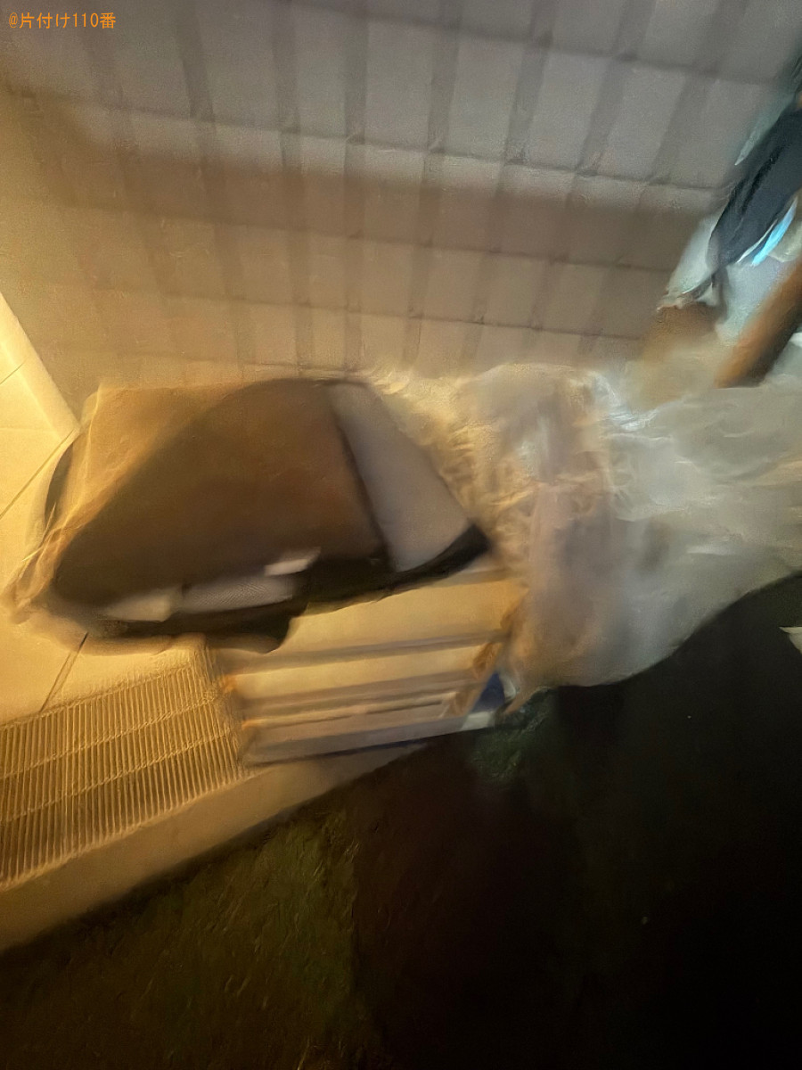 カラーボックス 、布団、キッチンマット、猫用ネット等の回収・処分